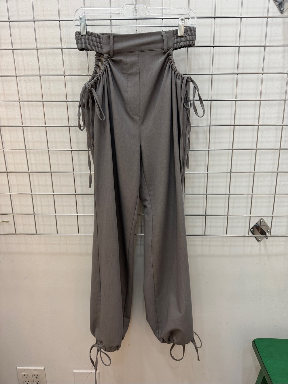 Side Tie Ruched Drawstring Trousers - Gray